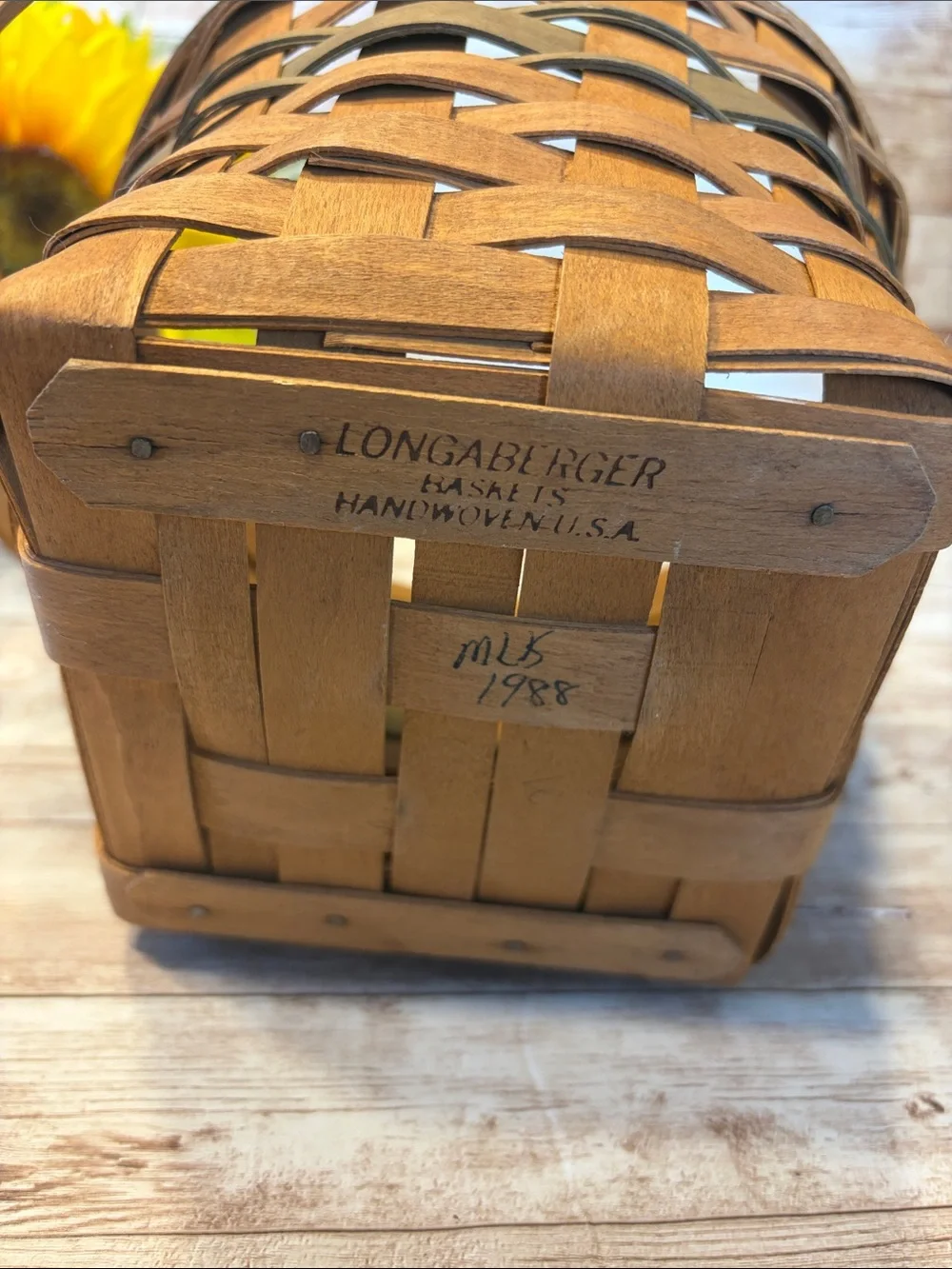 Longaberger 1988 Brown and Dark Brown Woven Poinsettia Basket